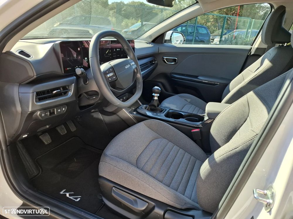 Kia K4 1.0 T-GDI Tech - 14