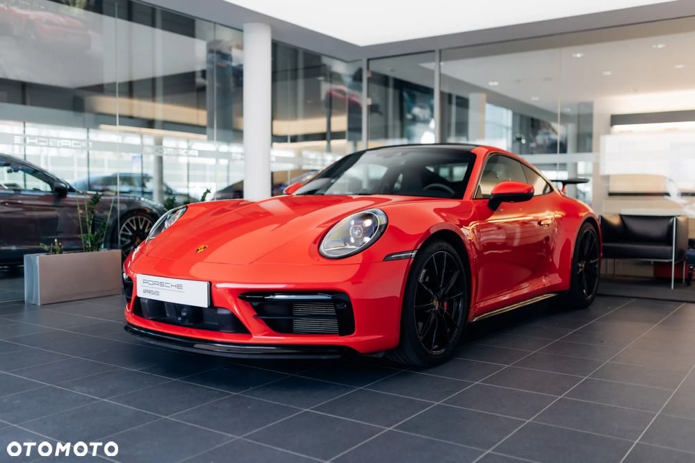 Porsche 911 Carrera 4S - 5