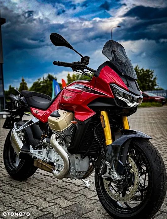 Moto Guzzi V100 Mandello - 9