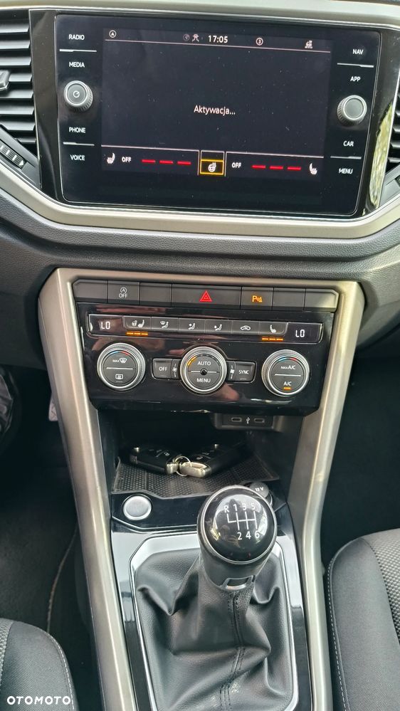 Volkswagen T-Roc 1.5 TSI ACT Style - 18