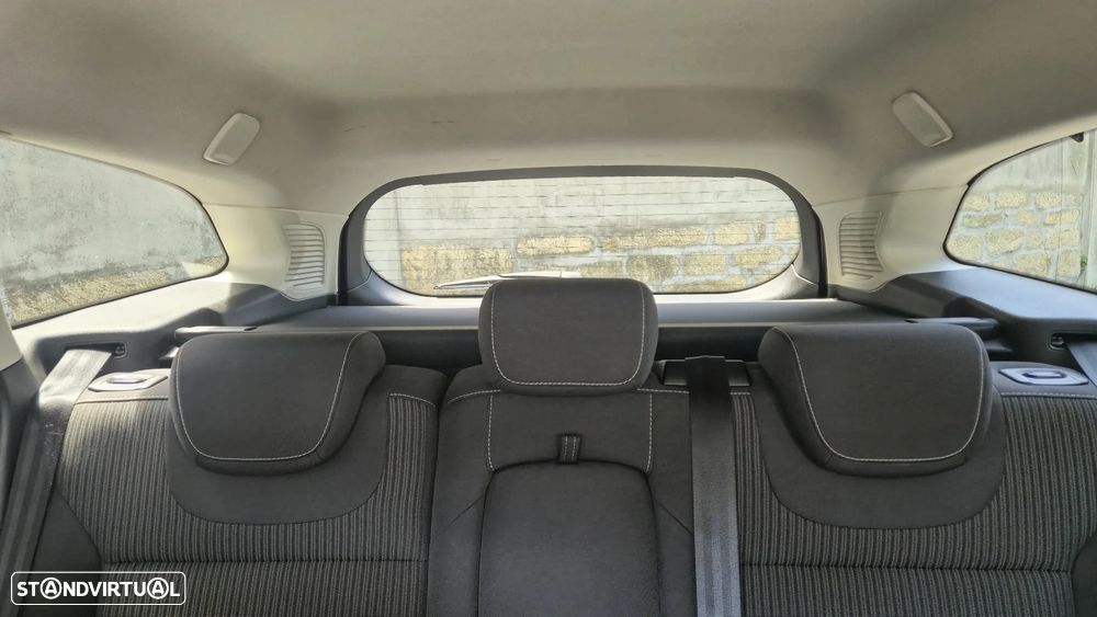 Ford Focus 1.6 TDCi Titanium - 8