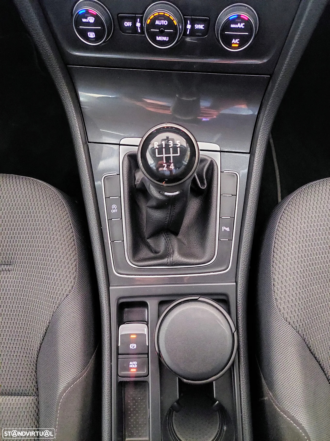 VW Golf 1.6 TDI Stream - 26