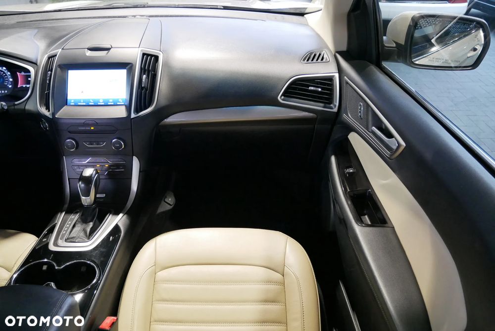 Ford Edge - 17