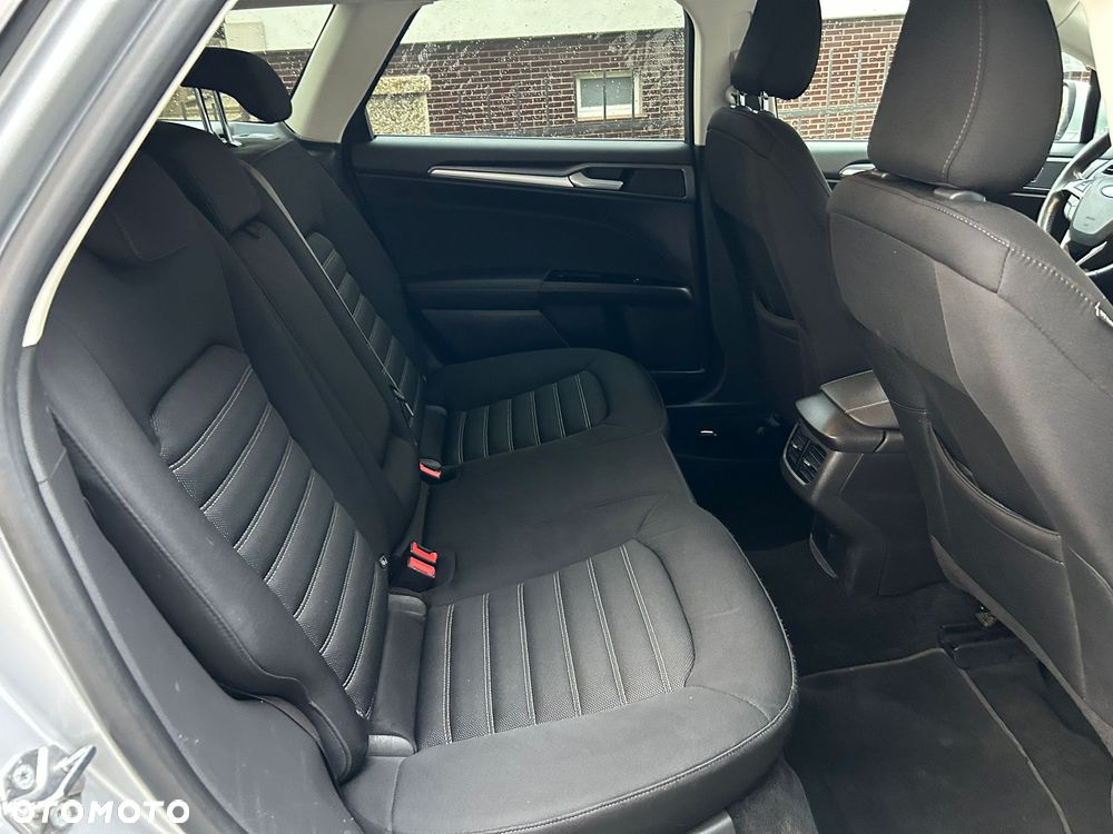 Ford Mondeo SW 2.0 TDCi Titanium PowerShift - 13