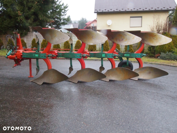 Pług obrotowy Kverneland 4 skibowy