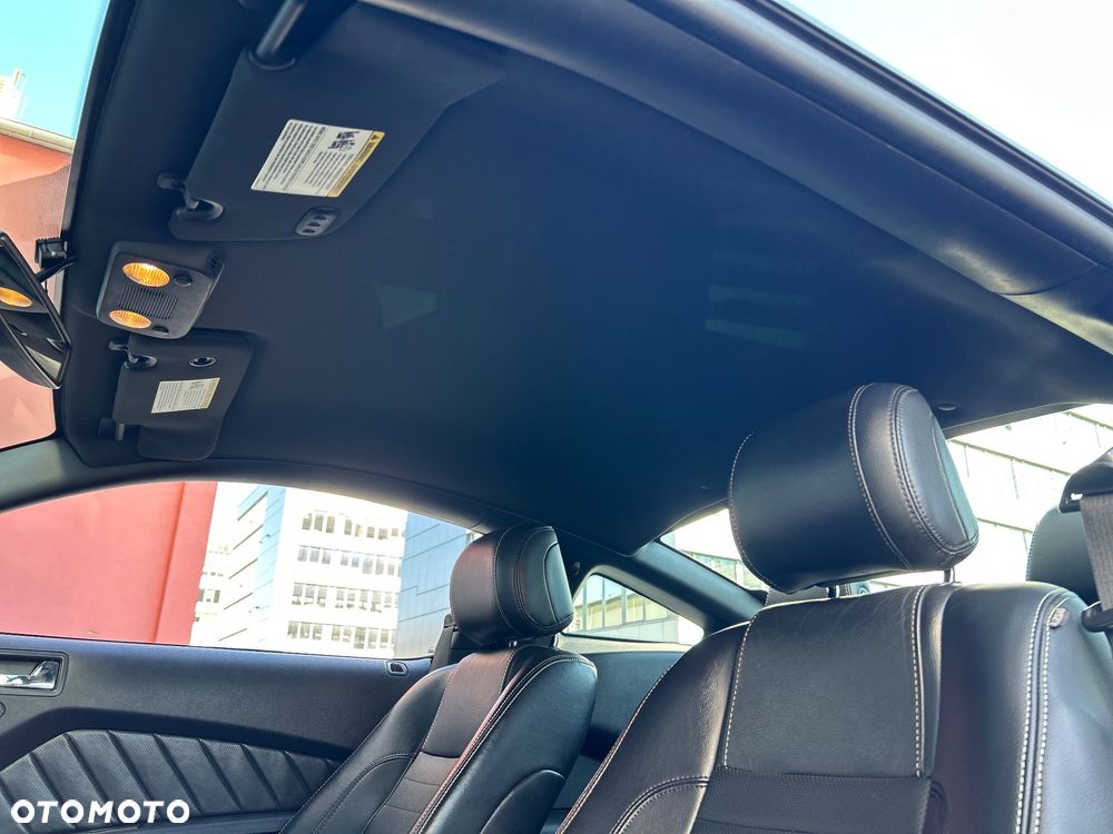 Ford Mustang - 27