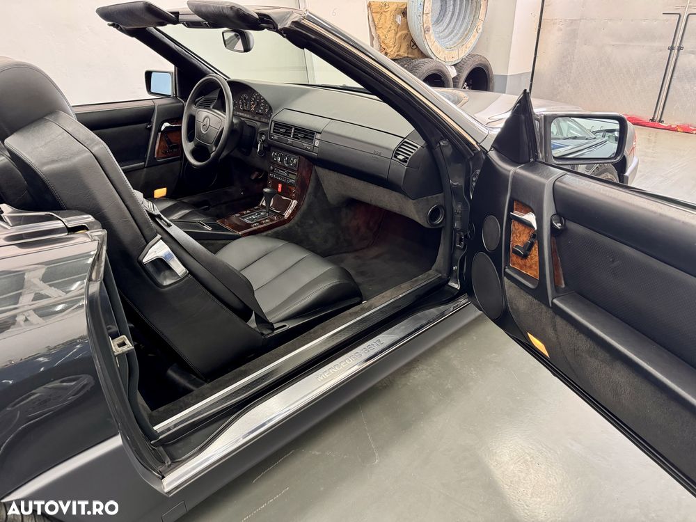 Mercedes-Benz SL - 22