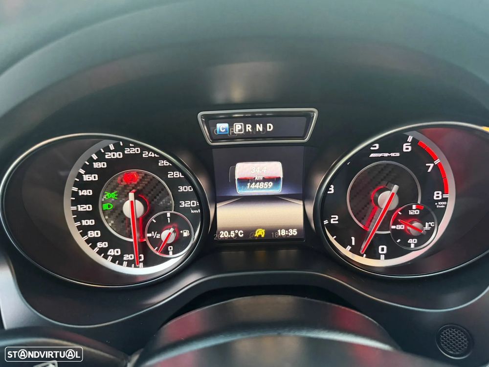 Mercedes-Benz CLA 45 AMG 4Matic Speedshift DCT 7G Night Edition - 13