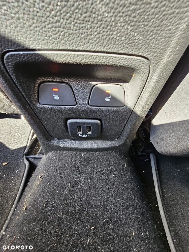 Opel Astra 1.6 Turbo Start/Stop Innovation - 28