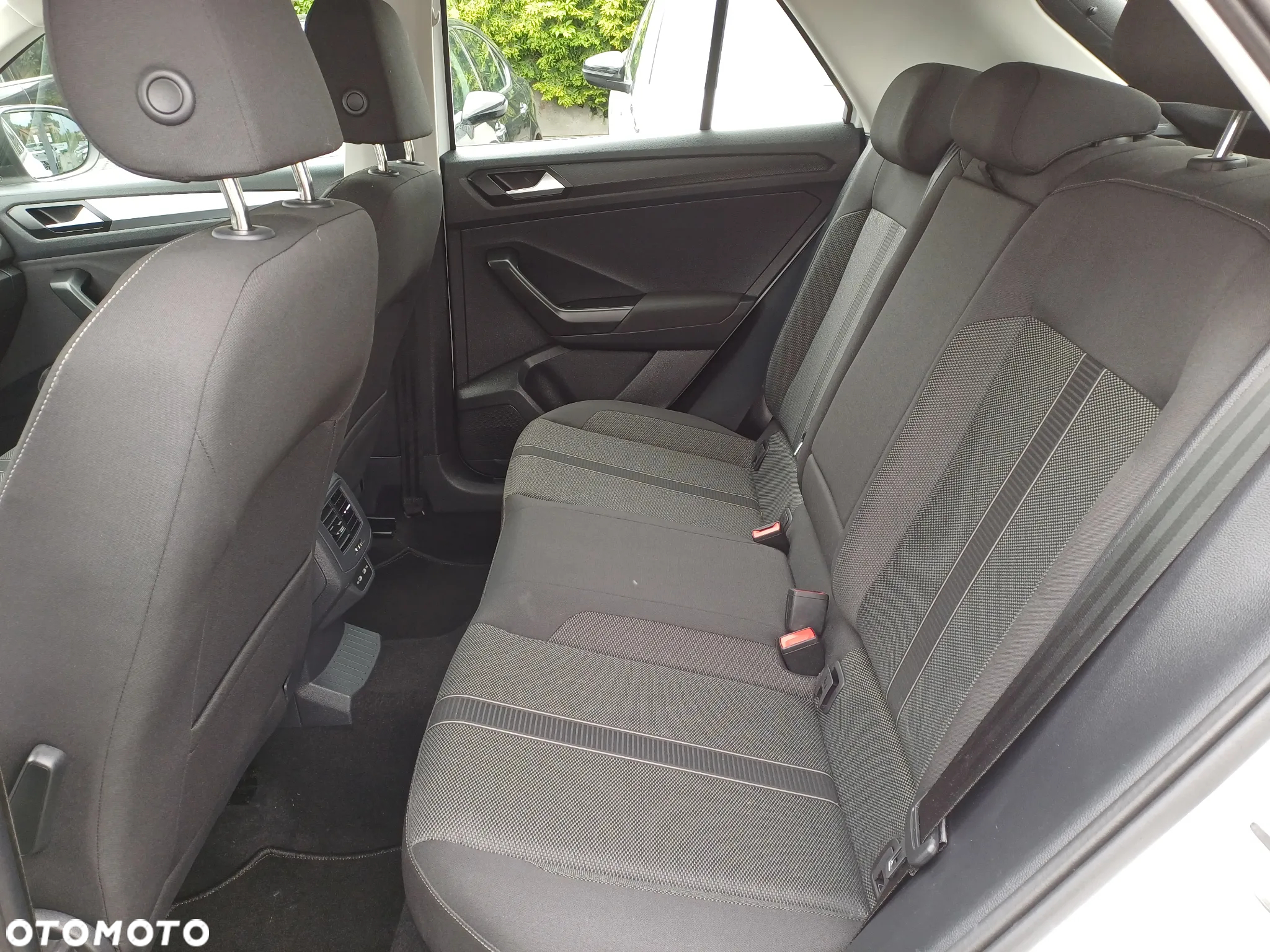 Volkswagen T-Roc 2.0 TDI SCR DSG IQ.DRIVE - 15