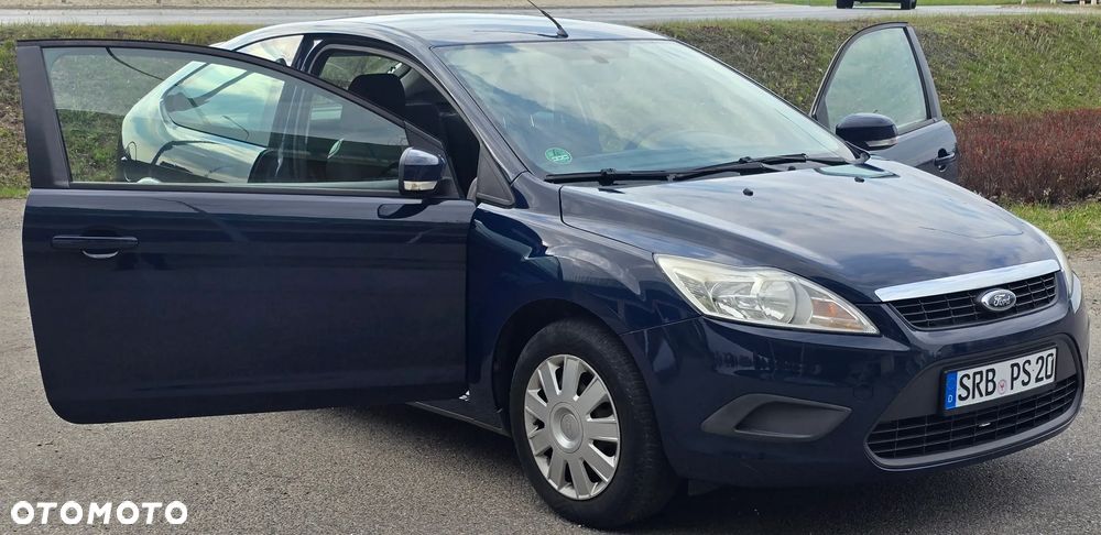 Ford Focus 1.4 16V Trend - 11