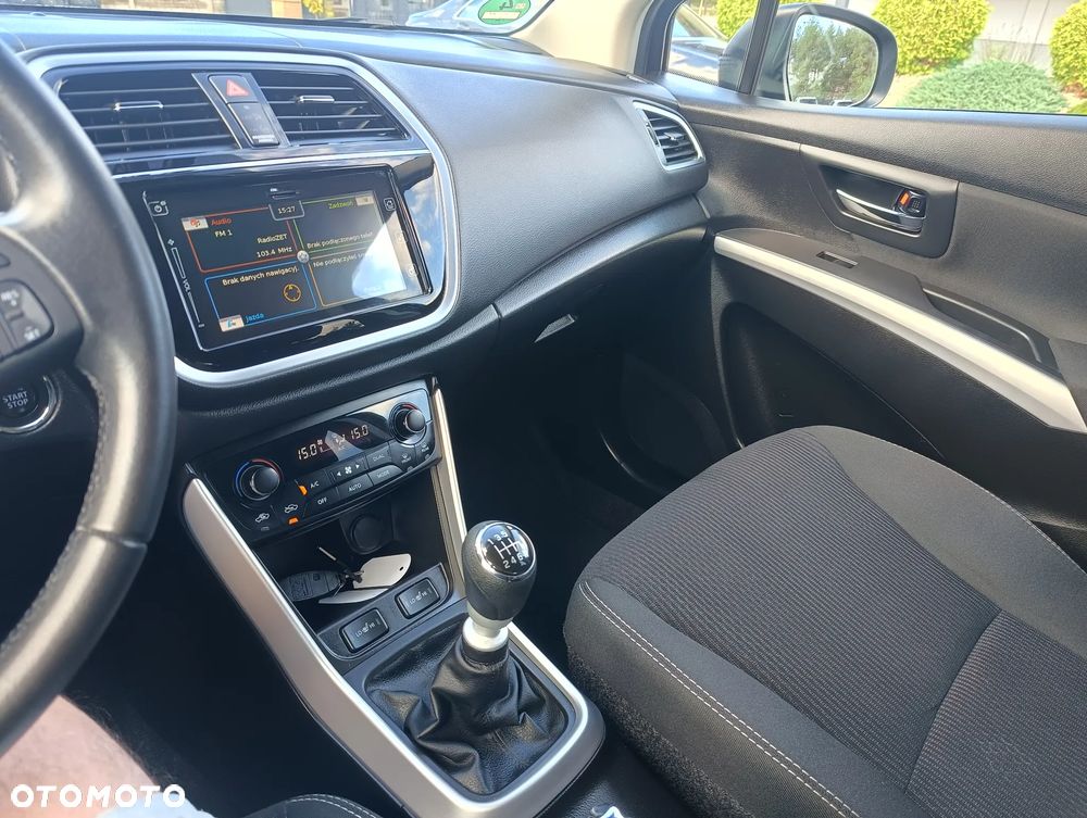 Suzuki SX4 S-Cross 1.4 T Premium - 20