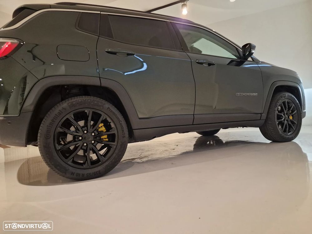 Jeep Compass - 60