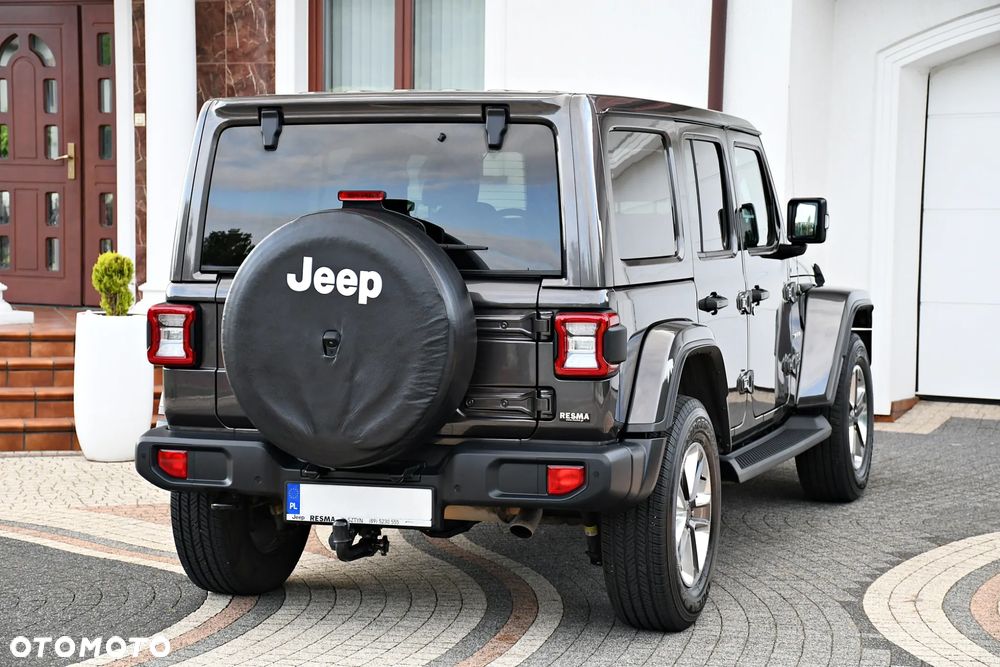 Jeep Wrangler Unlimited GME 2.0 Turbo Sahara - 12
