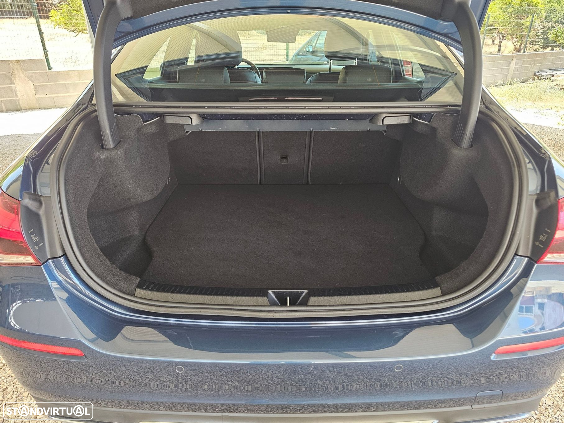 Mercedes-Benz A 250 Limousine e Progressive - 22