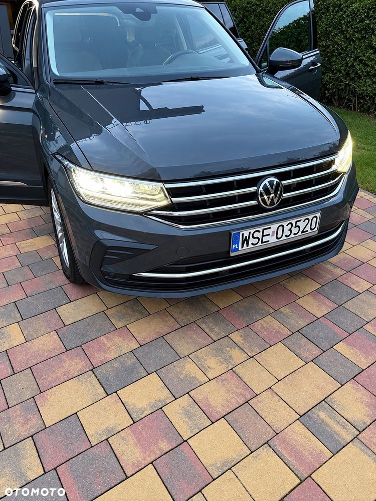 Volkswagen Tiguan - 5