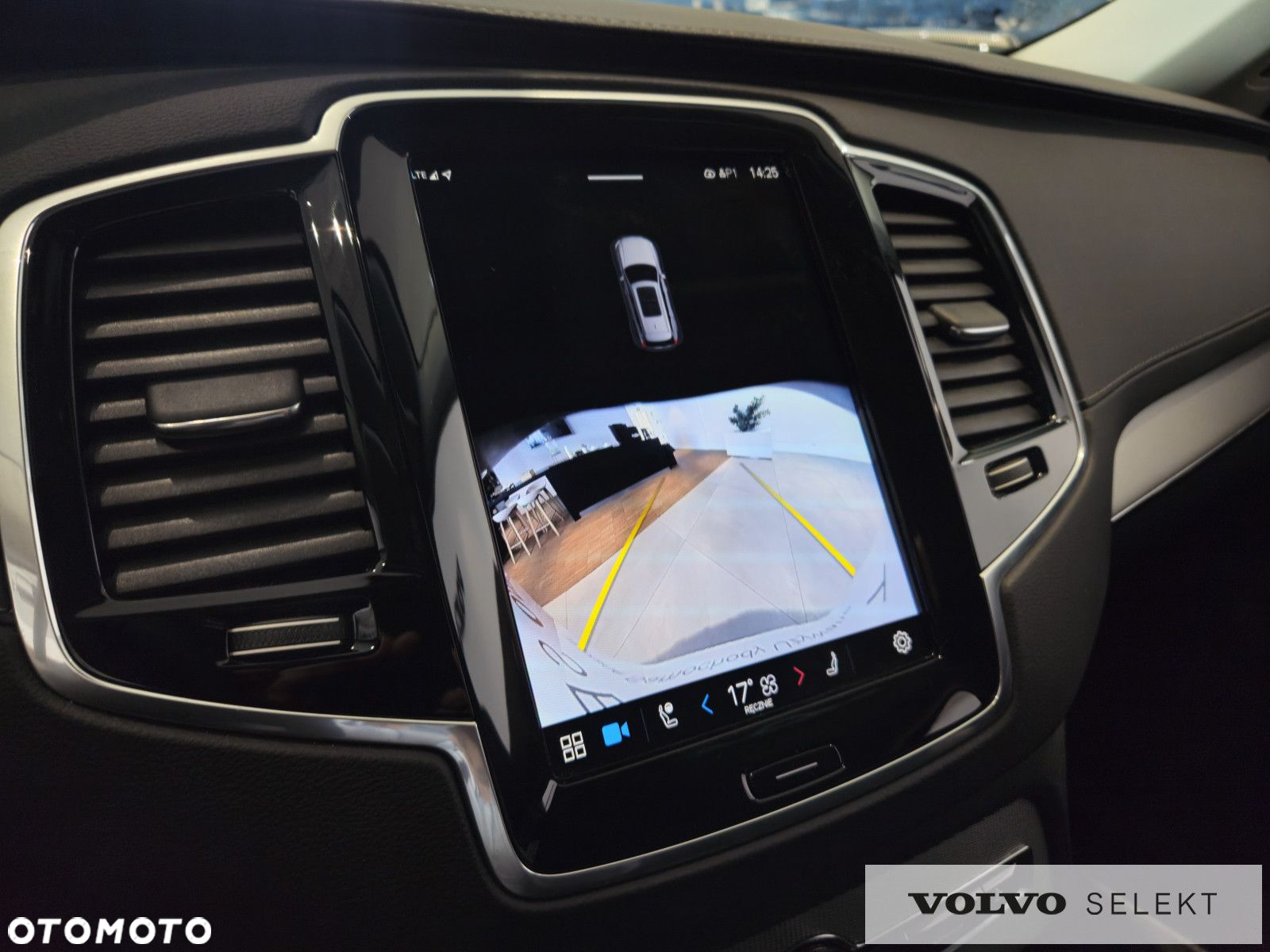 Volvo XC 90 - 17