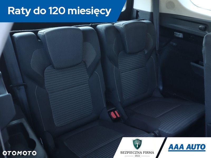 Renault Grand Scenic - 16