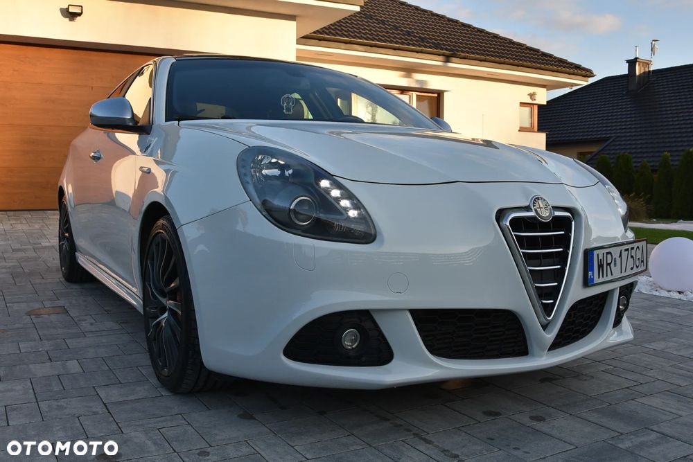 Alfa Romeo Giulietta 1.8 TBi 16V Quadrifoglio Verde - 32