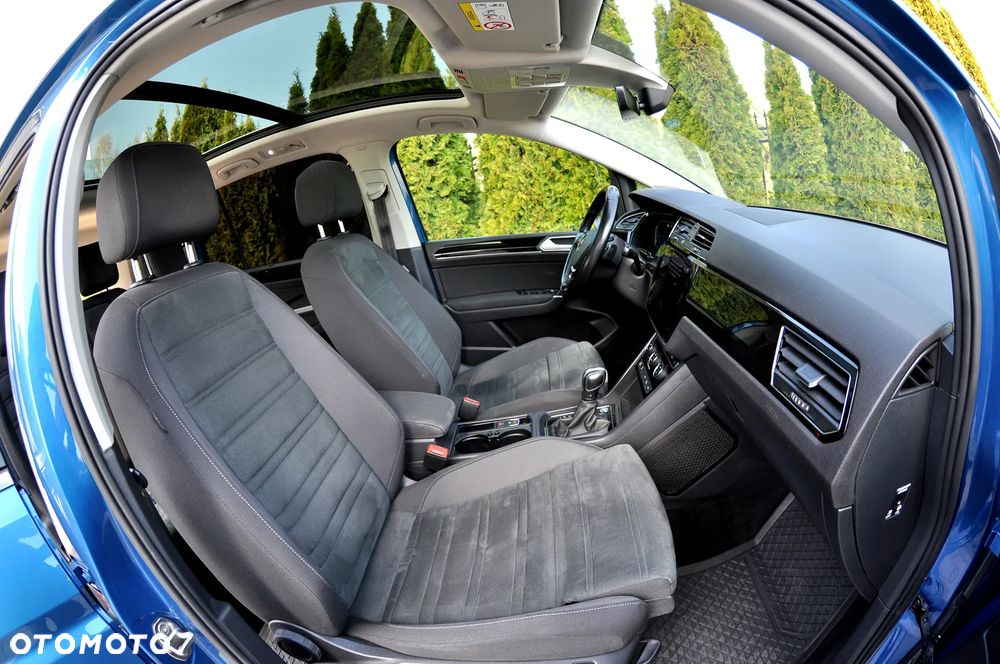 Volkswagen Touran 2.0 TDI SCR DSG Highline - 18