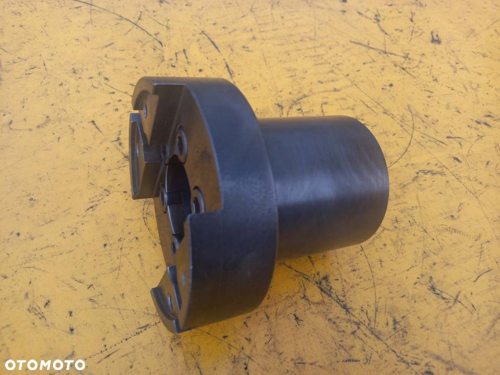 Przedni WOM New Holland T7.230 - 35
