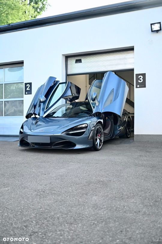 McLaren 720S Coupe - 4