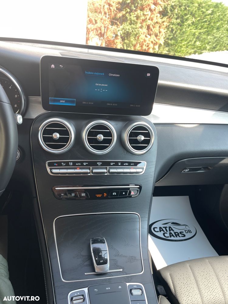 Mercedes-Benz GLC 300 d 4MATIC 9G-TRONIC - 36