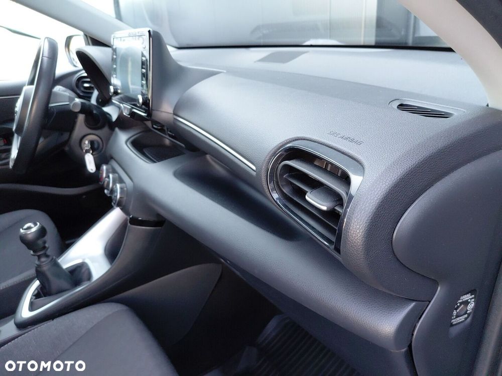 Toyota Yaris - 27