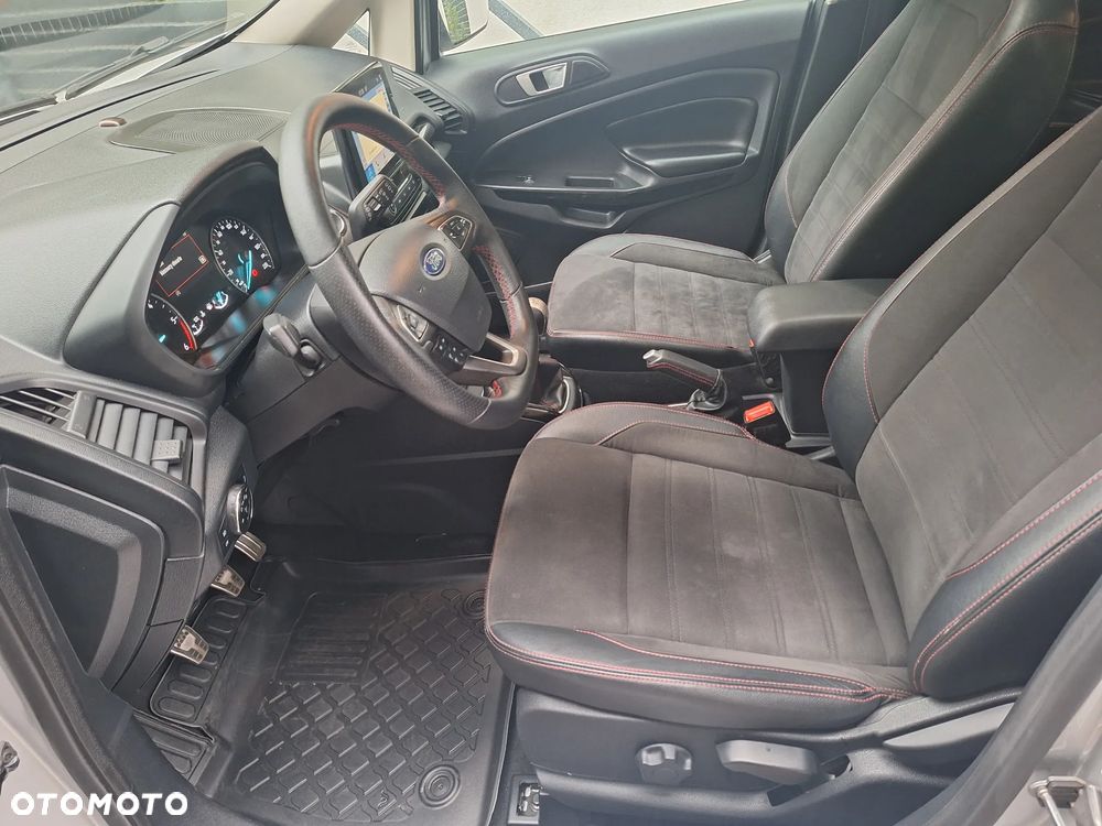 Ford EcoSport 1.5 TDCi ST-LINE - 10