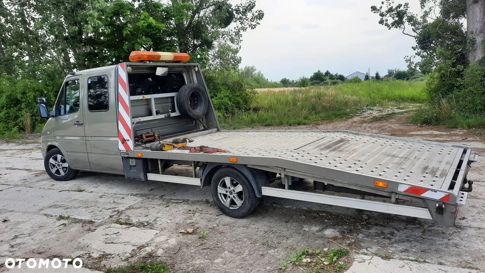 Mercedes-Benz Sprinter - 6