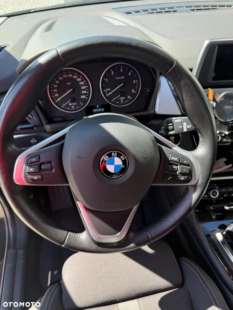 BMW Seria 2 218d Sport Line - 7