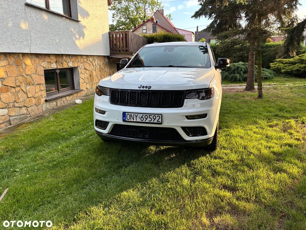 Jeep Grand Cherokee 5.7 V8 HEMI Overland Summit - 14