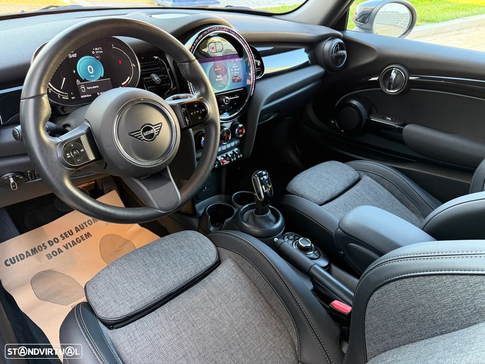 MINI 3 Portas Cooper Classic Auto - 8