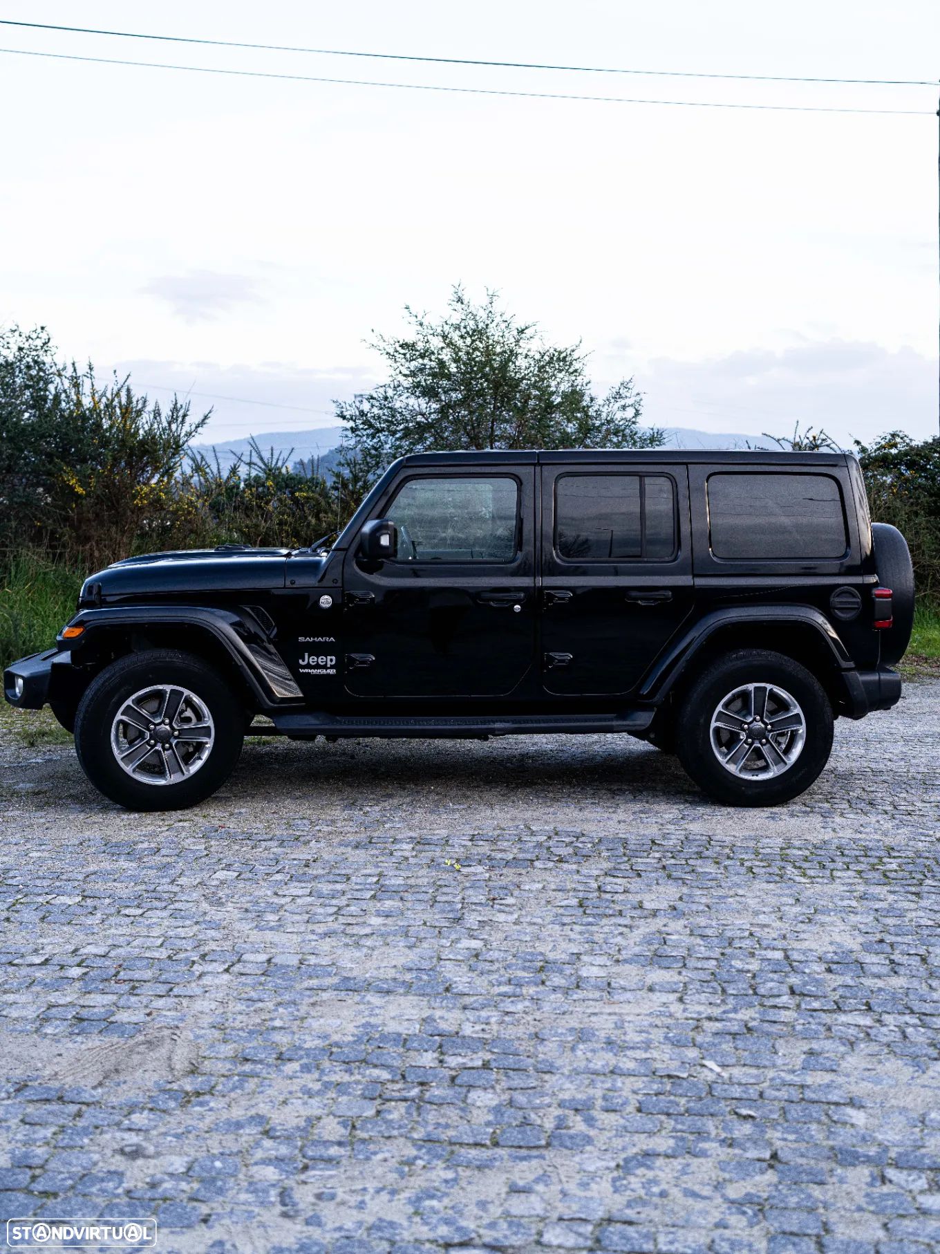 Jeep Wrangler - 1