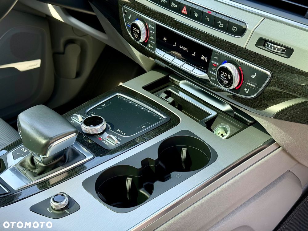 Audi Q7 - 30