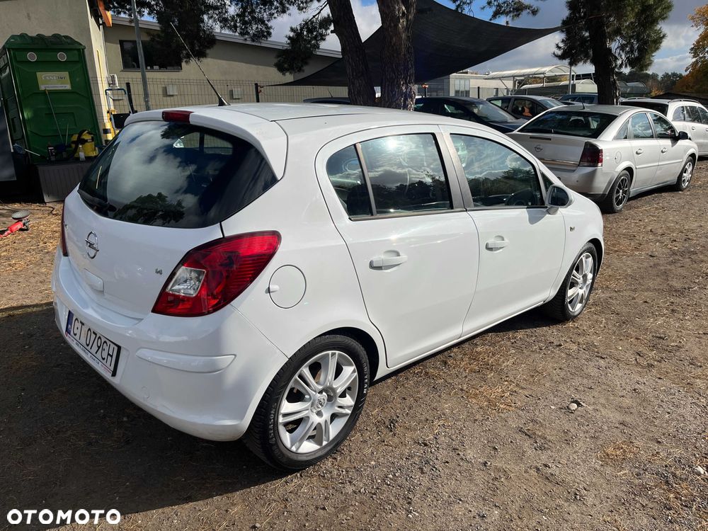 Opel Corsa - 8