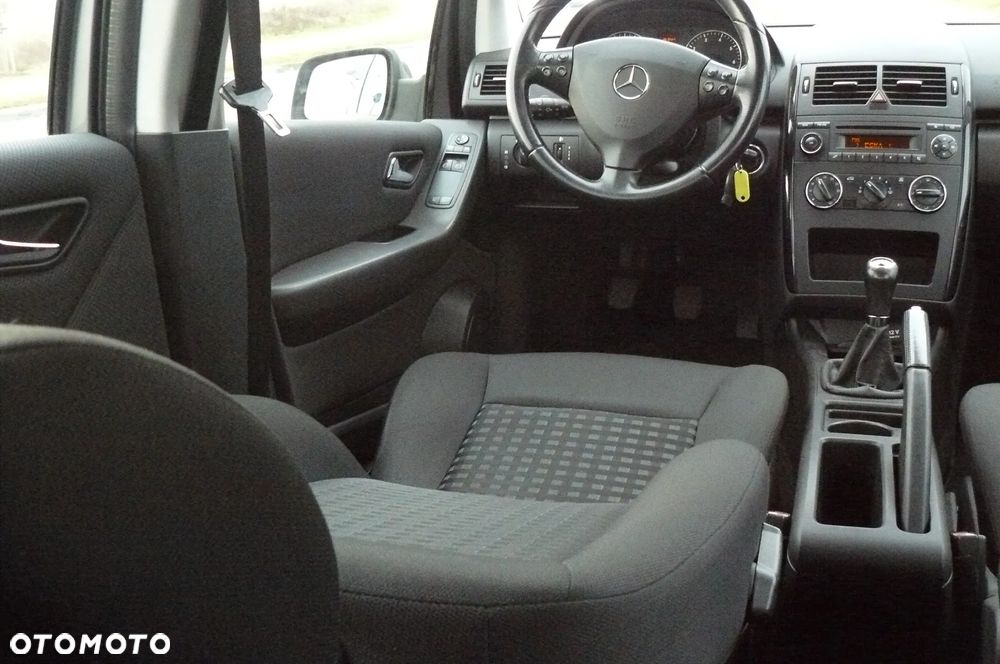 Mercedes-Benz Klasa A - 27