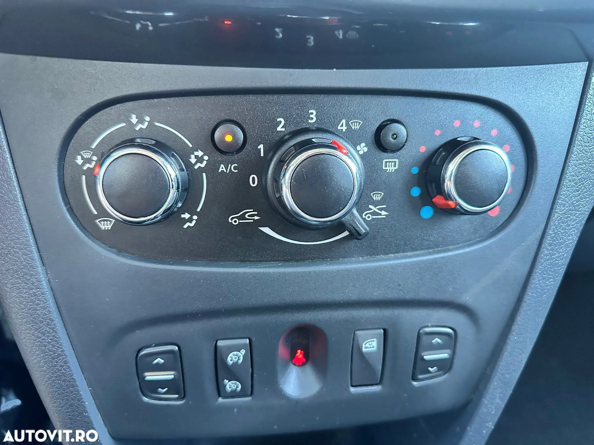 Dacia Sandero Stepway dCi 90 Prestige - 12