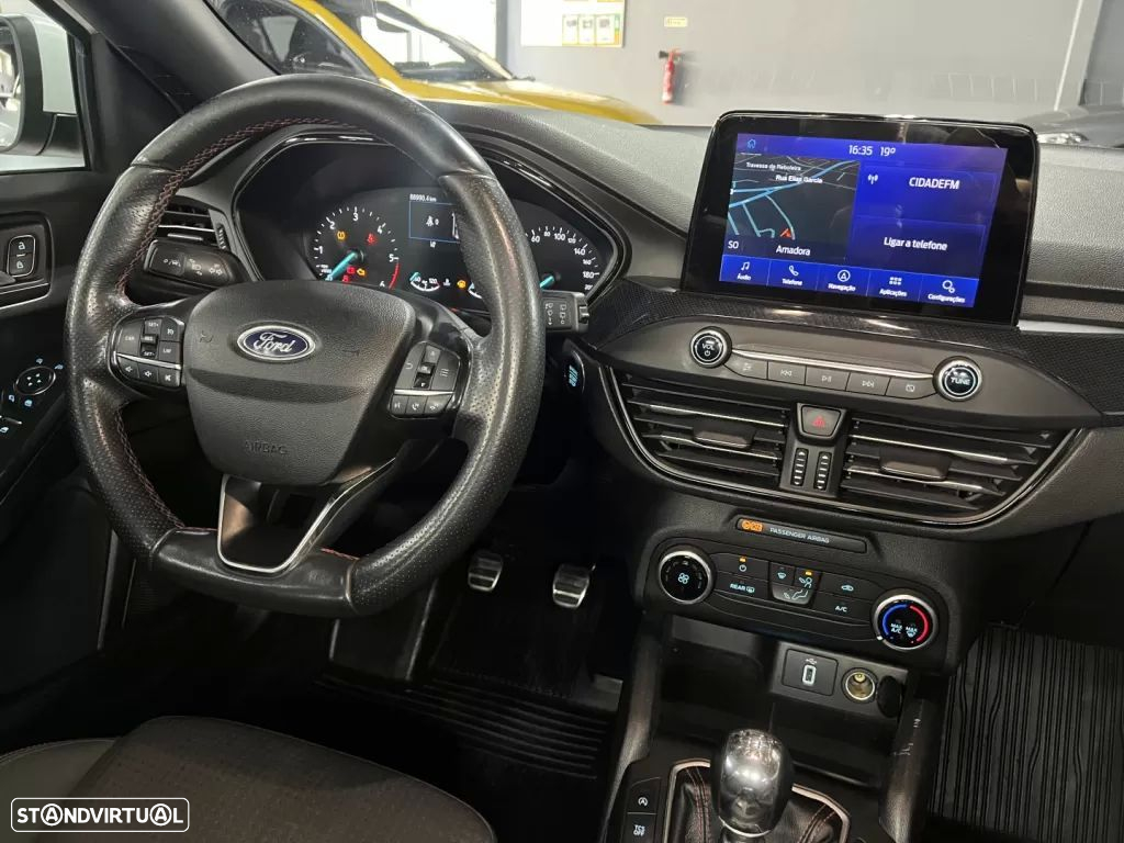 Ford Focus SW 1.5 TDCi EcoBlue ST-Line - 15