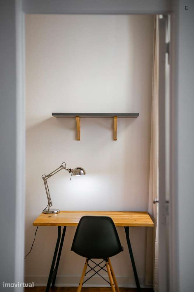 Quarto - localizado em Santos Lisbon - Grande imagem: 2/21