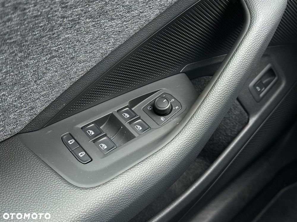 Skoda Superb 2.0 TDI SCR 4x4 Selection DSG - 18