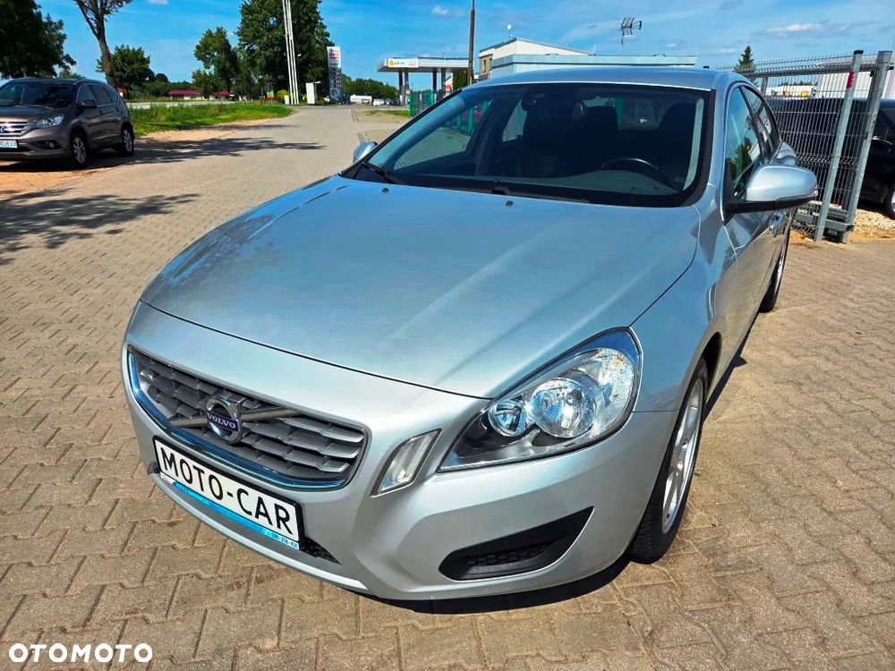 Volvo S60 DRIVe Momentum - 19