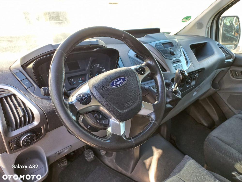 Ford TRANSIT CUSTOM - 5