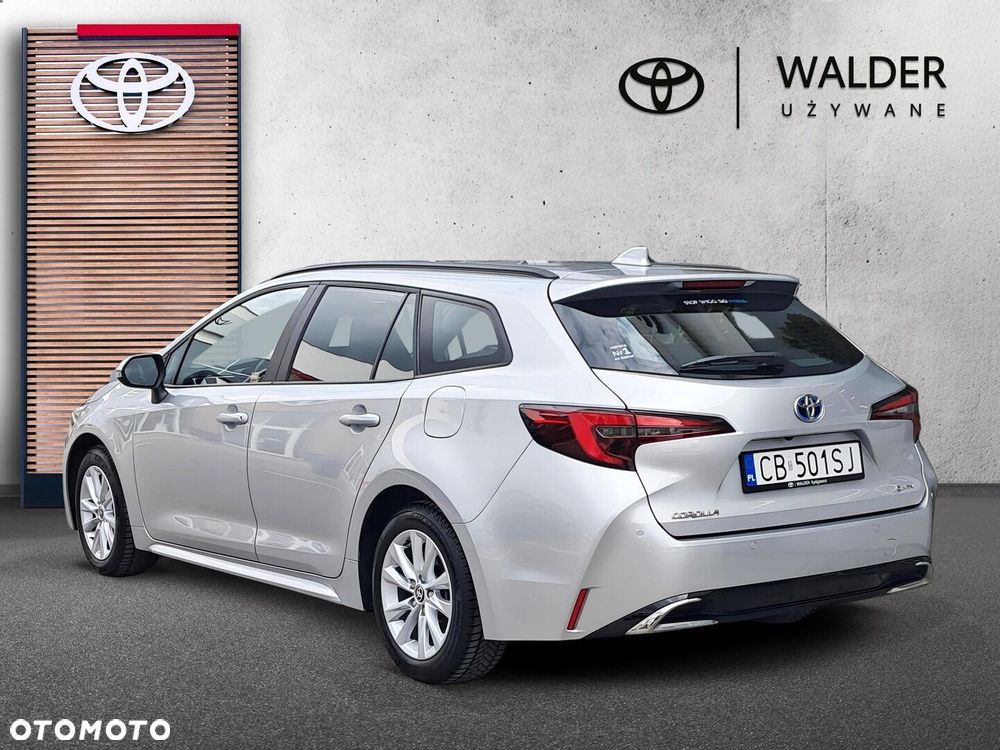 Toyota Corolla 1.8 Hybrid Comfort - 4