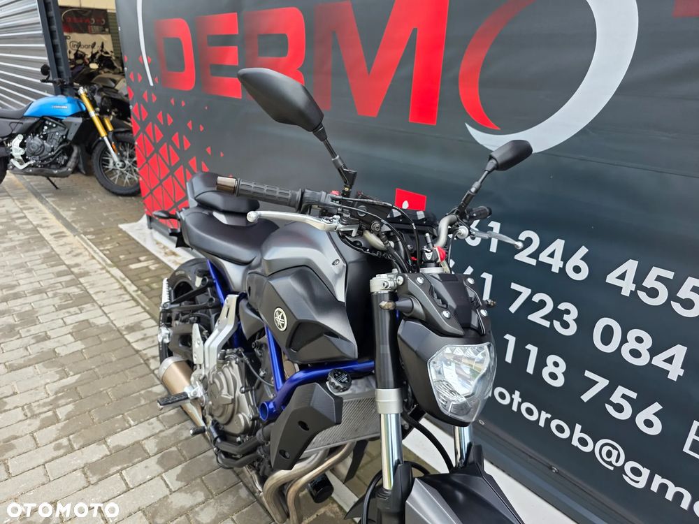 Yamaha MT - 24