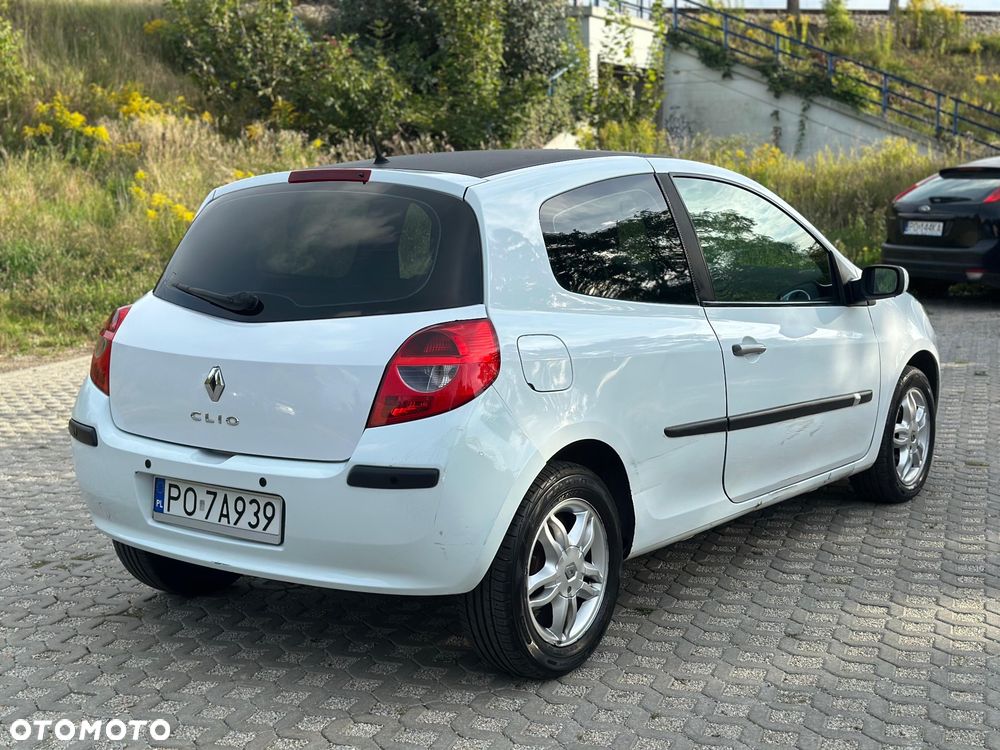 Renault Clio - 5