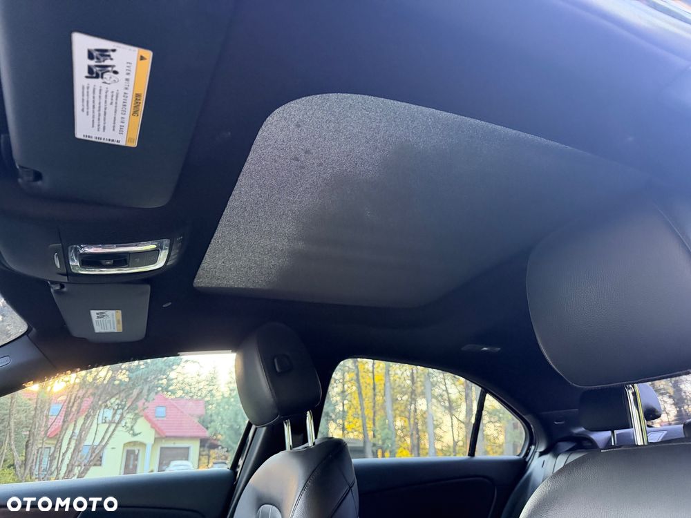 Mercedes-Benz Klasa A 220 4Matic 7G-DCT - 21