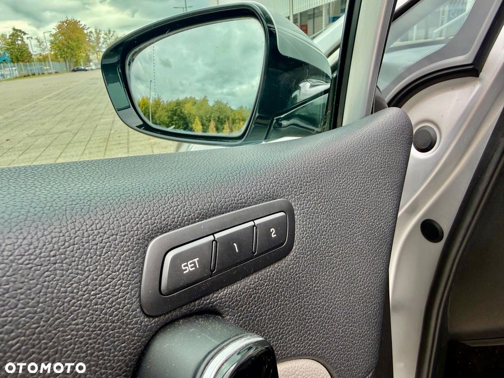 Kia Ceed 1.6 CRDi 128 Platinum Edition - 22
