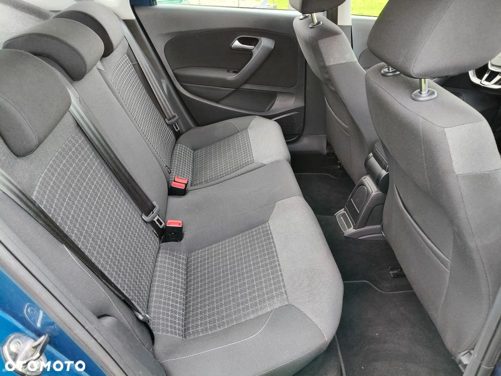 Volkswagen Polo 1.4 TDI (Blue Motion Technology) Comfortline - 12