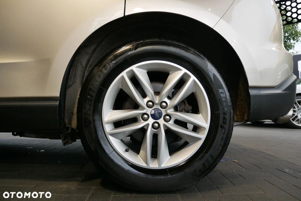 Ford Edge - 35